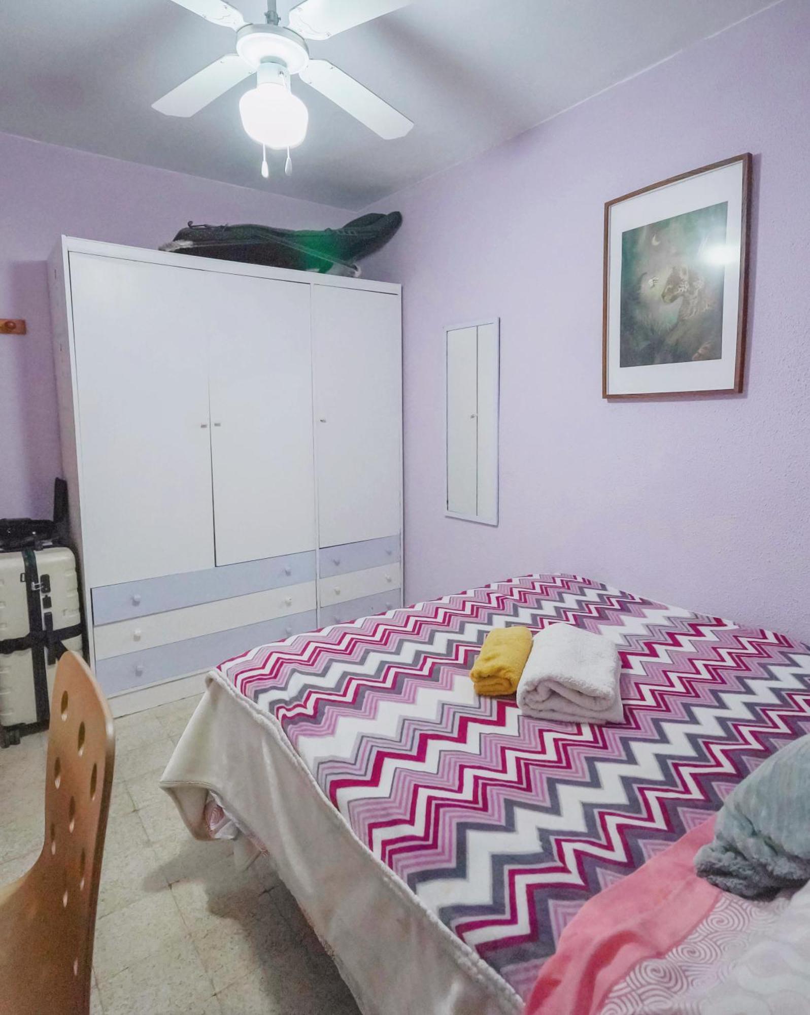 Habitaciones Privadas Con Cama Doble En Sevilla Exterior foto